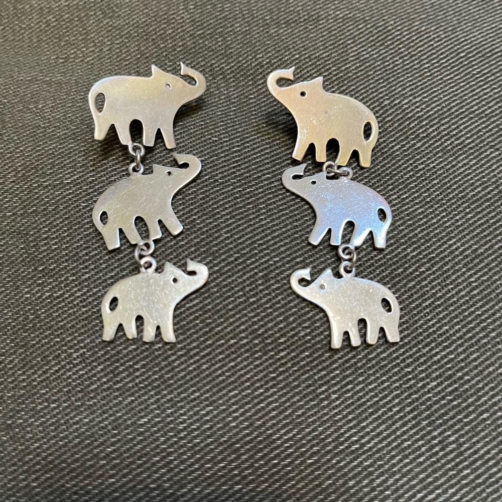 Mexico silver 925 baby elephant dangle earrings.